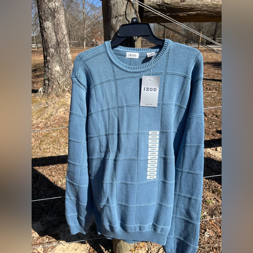 Men’s IZOD Blue Sweater. NEW W/Tags. Size Large